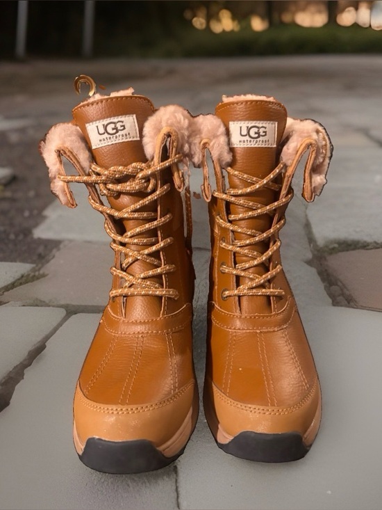 UGG Shoes - UGG Zaylee Boot in chestnut waterproof leather fluffy shearling-trim cuff Sz 7.5